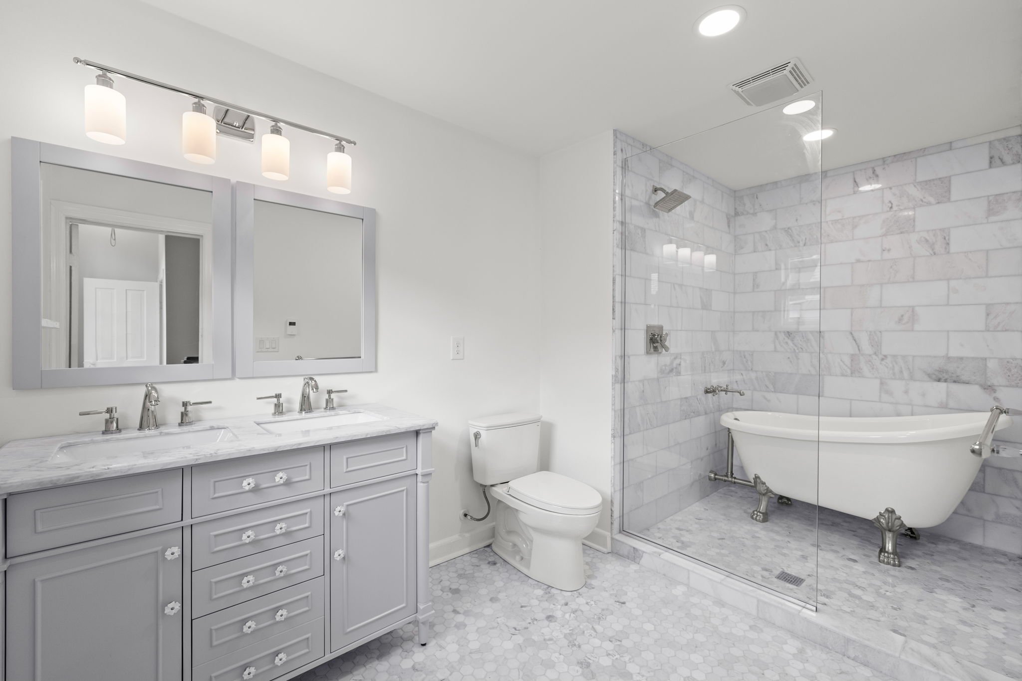 94-web-or-mls-331 W 6th St V2-1.jpg