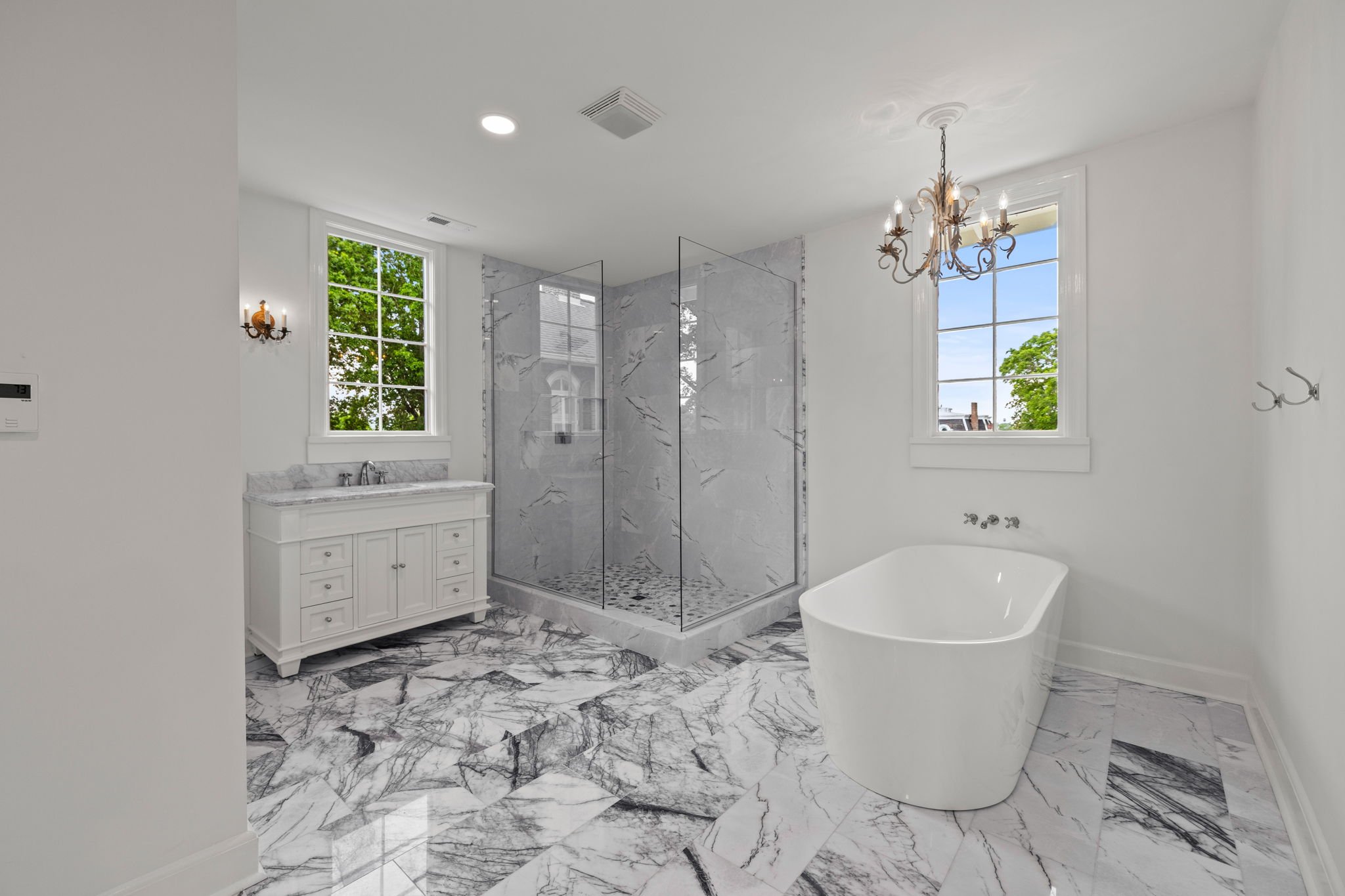 117-web-or-mls-331 W 6th St V2-15.jpg