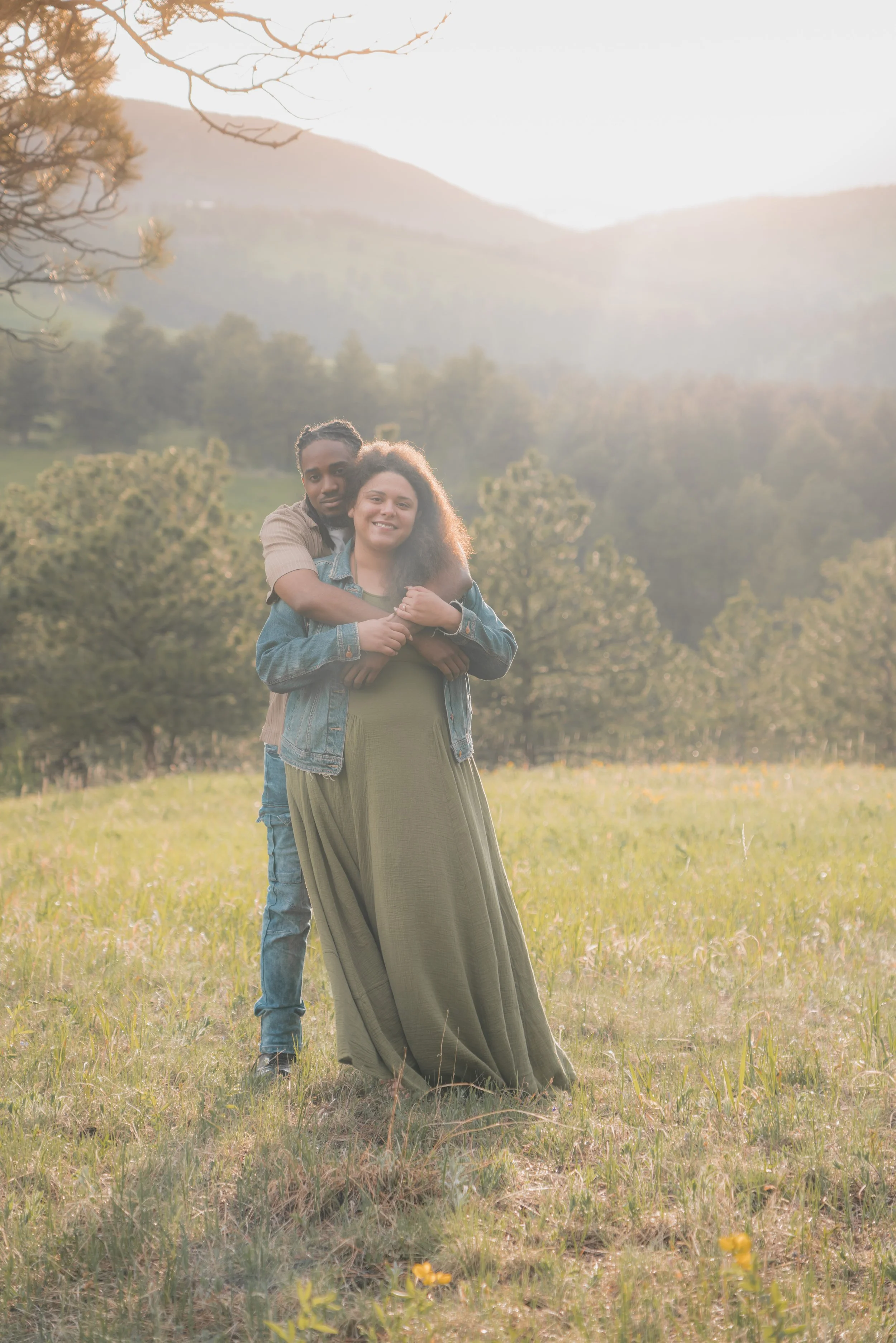 DarciRanPhotos-Golden_CO_Engagement_Photographer-09.jpg