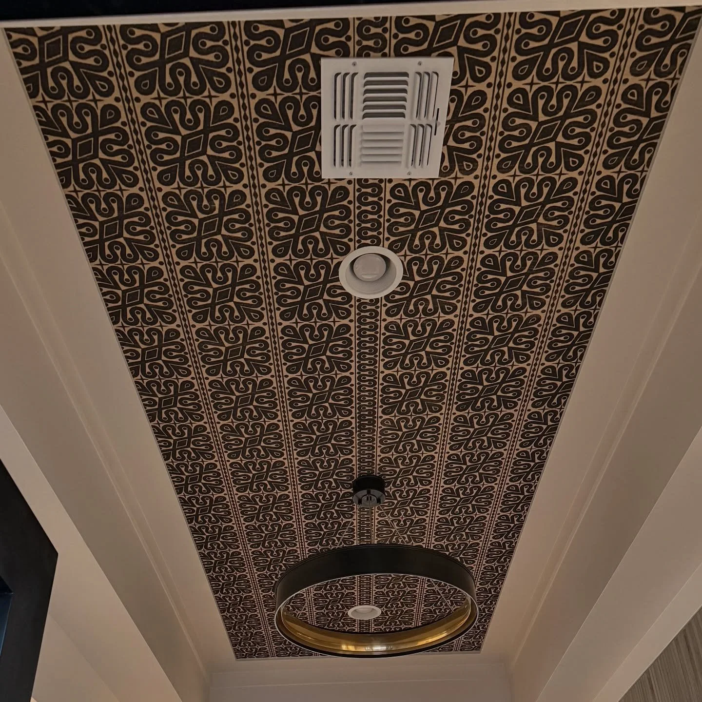 Wallpapering a ceiling looks amazing if done right 😀