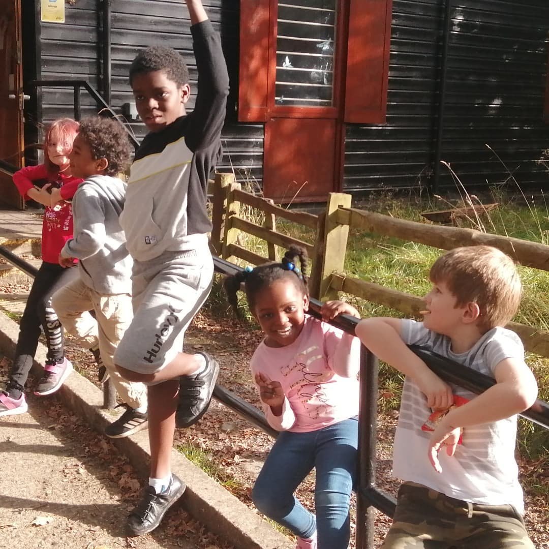 Children playing Fam Woodland Stockpot Parndon Woods Oct 21.jpg