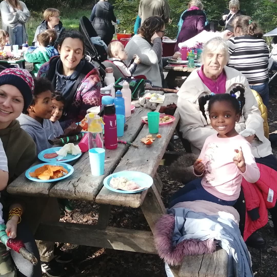 Families eating together Woodland Stockpot.jpg