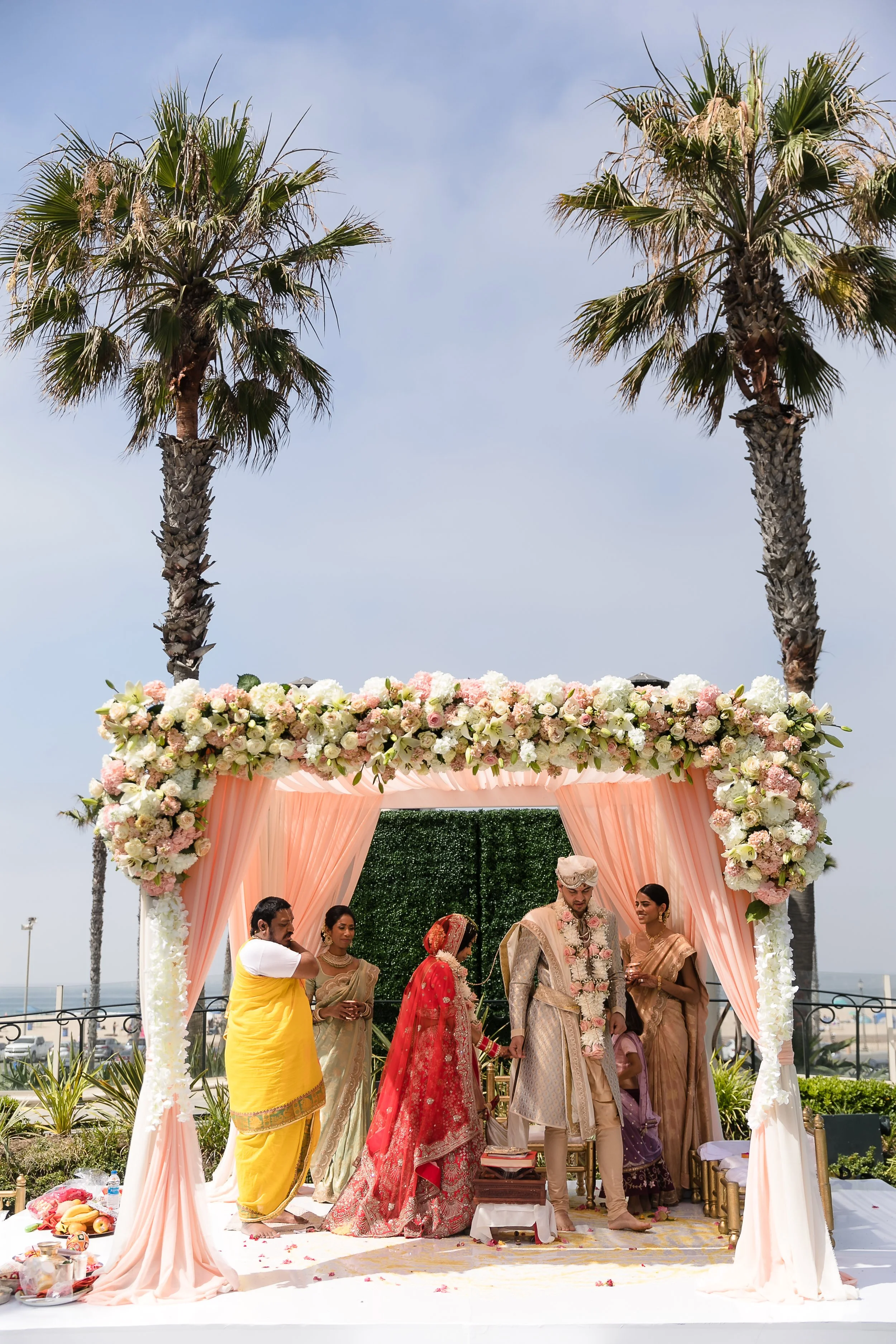 638-SC-Huntington-Beach-Hyatt-Indian-Wedding.jpg