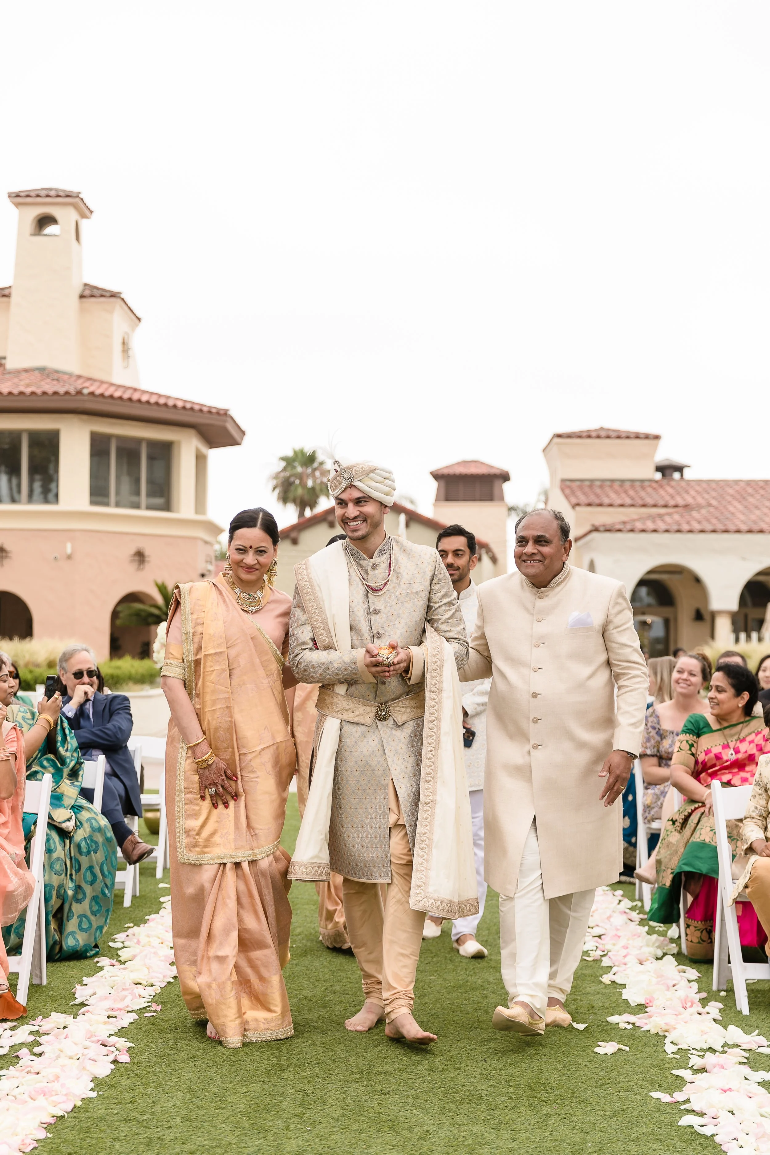 354-SC-Huntington-Beach-Hyatt-Indian-Wedding.jpg
