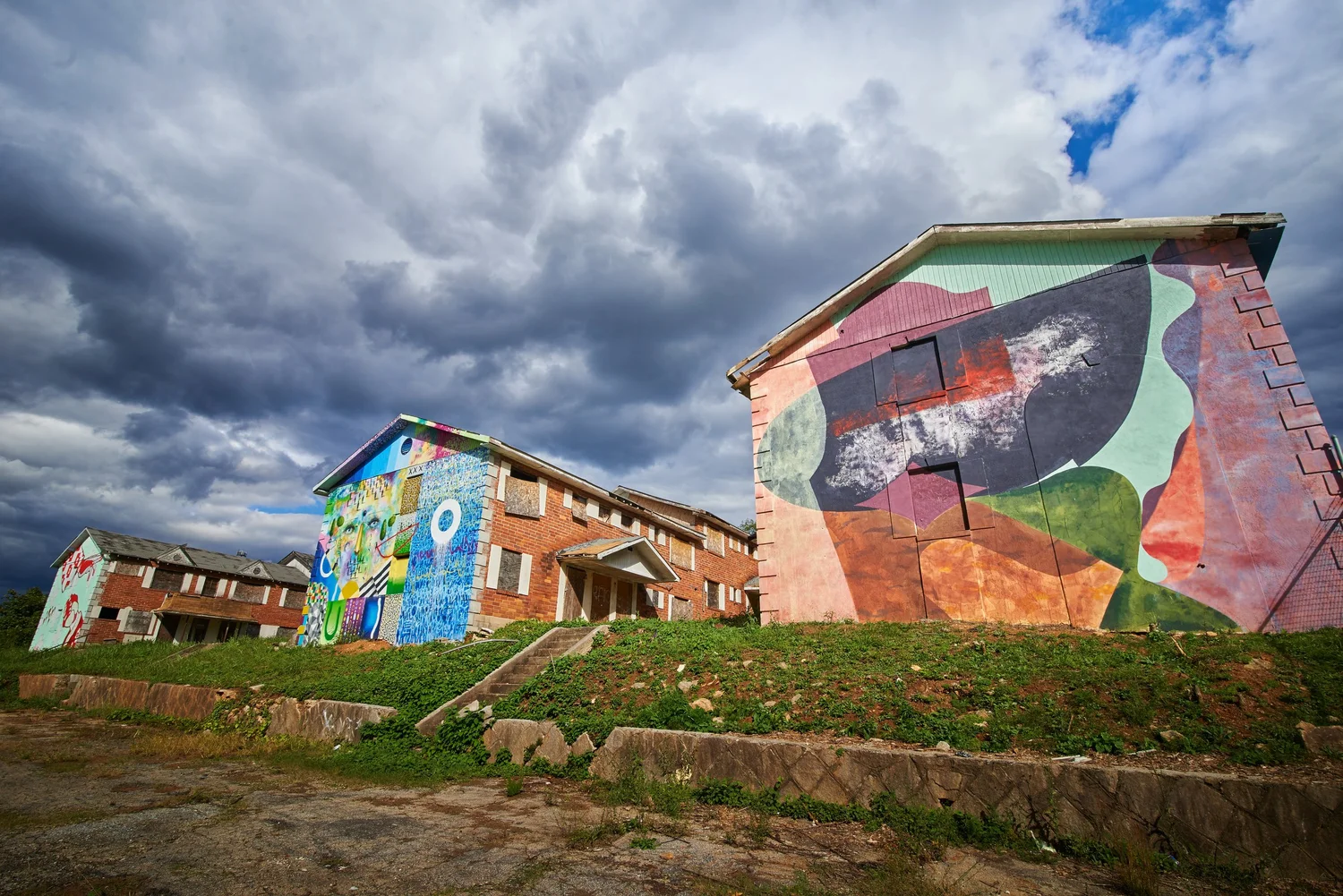 Untitled mural, photo from Atlanta Cap Murals