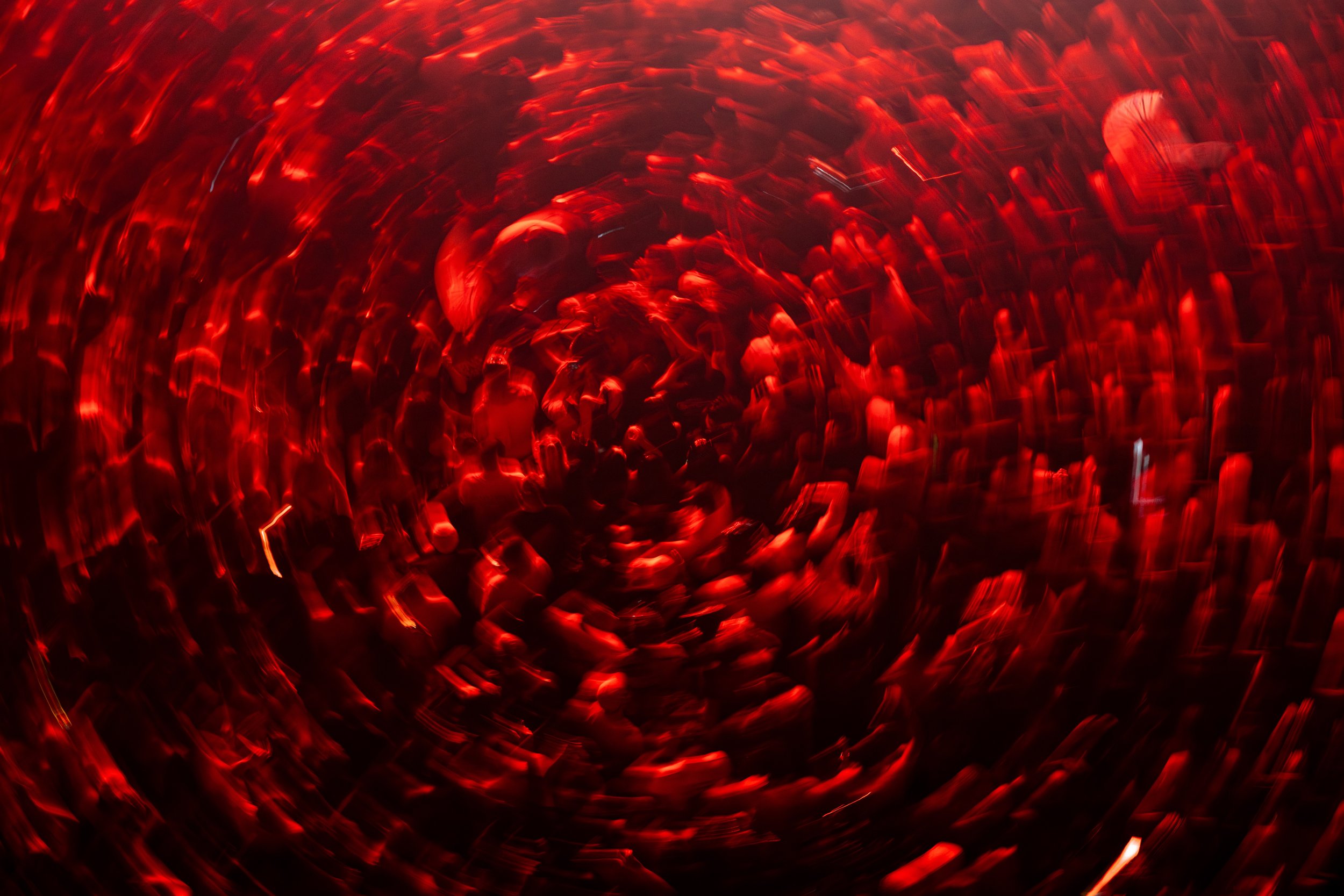 2025-11-15_ChrisLakeChemistry_SF_Night2_@burkesclaire-01451 (1).JPG