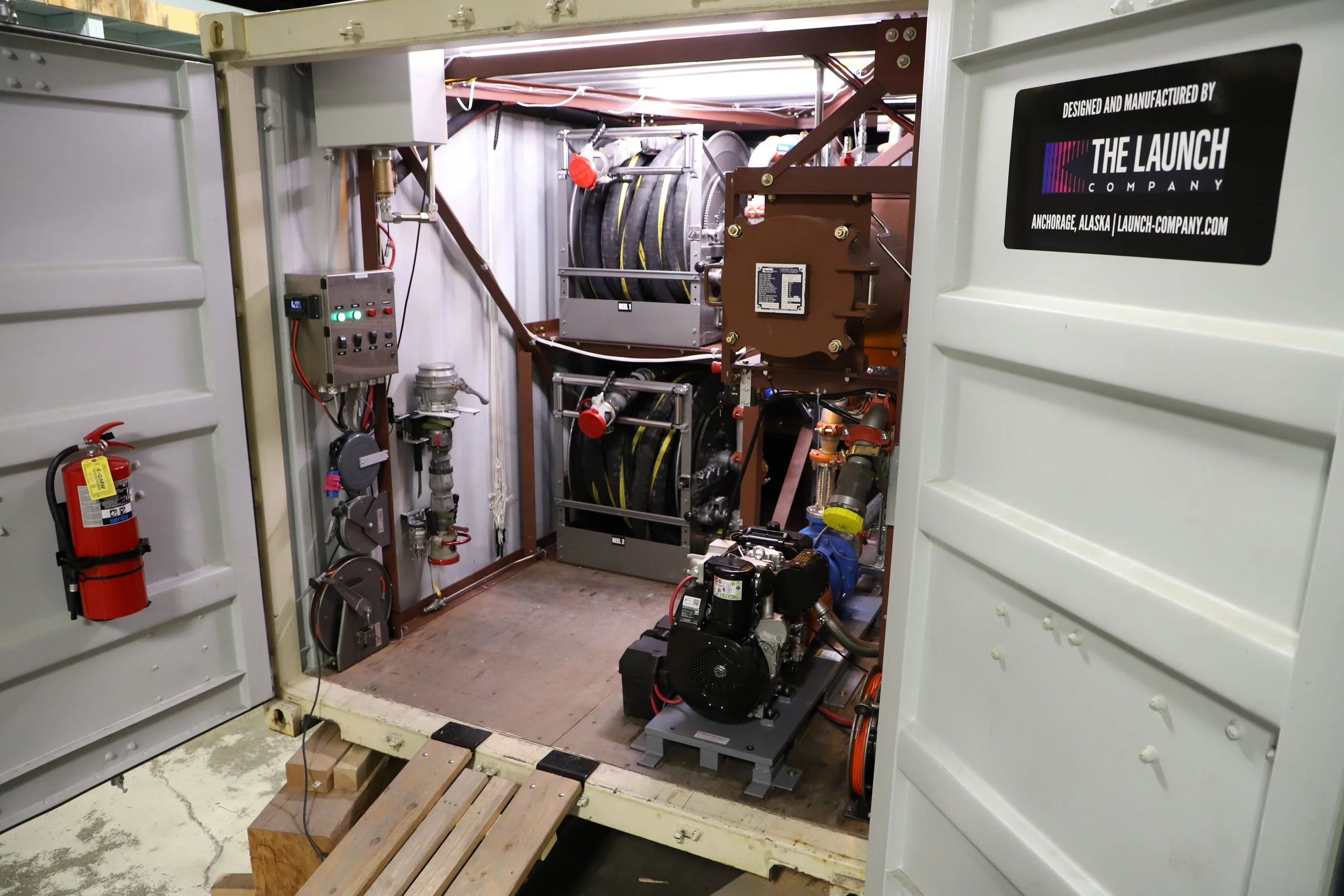 JET REFUELING CONTAINER