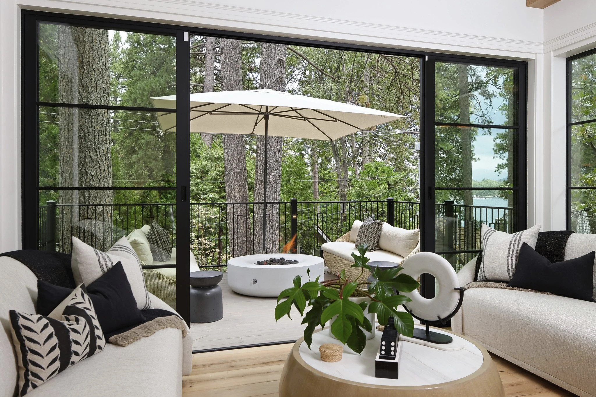 Lakehouse outdoors.jpg