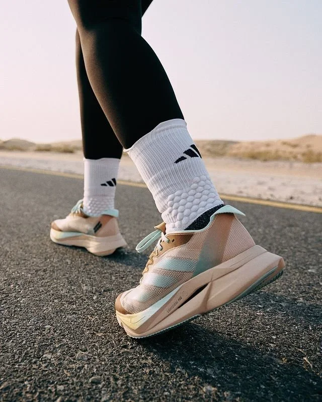 adidas-desert-runner-gallery-4.webp