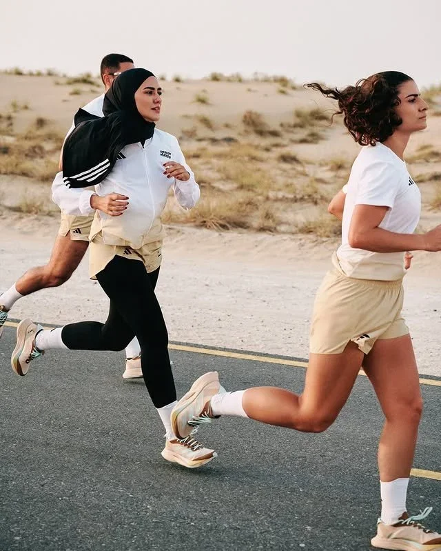 adidas-desert-runner-gallery-3.webp