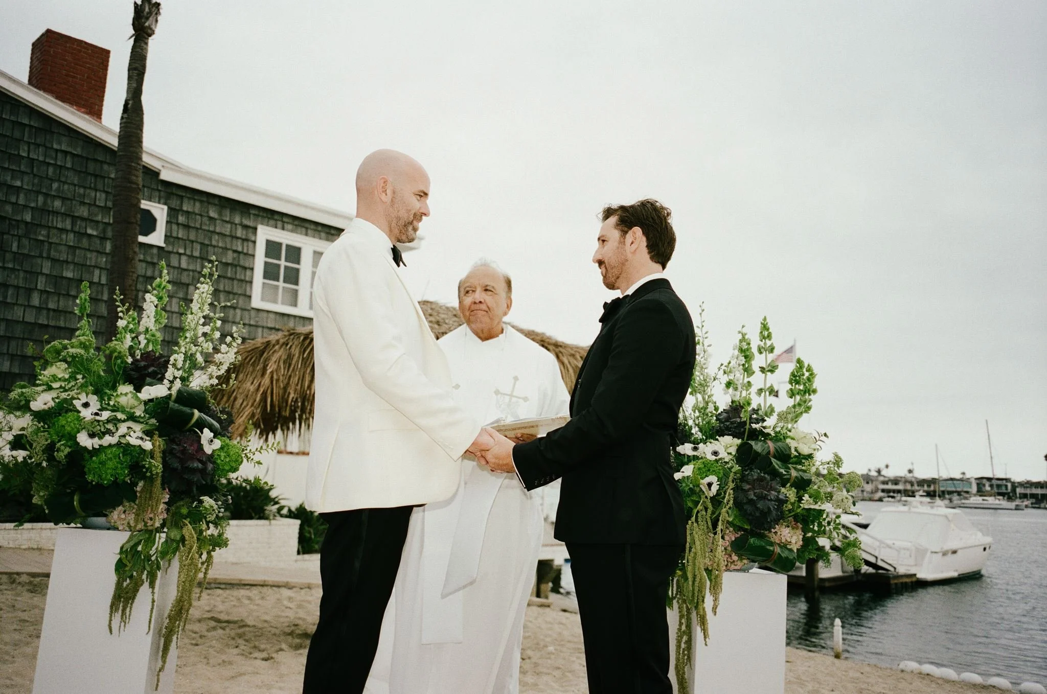 Lido-Island-Newport-Beach-Wedding-F+T-Diana-Lake-Photography-108_websize.jpg