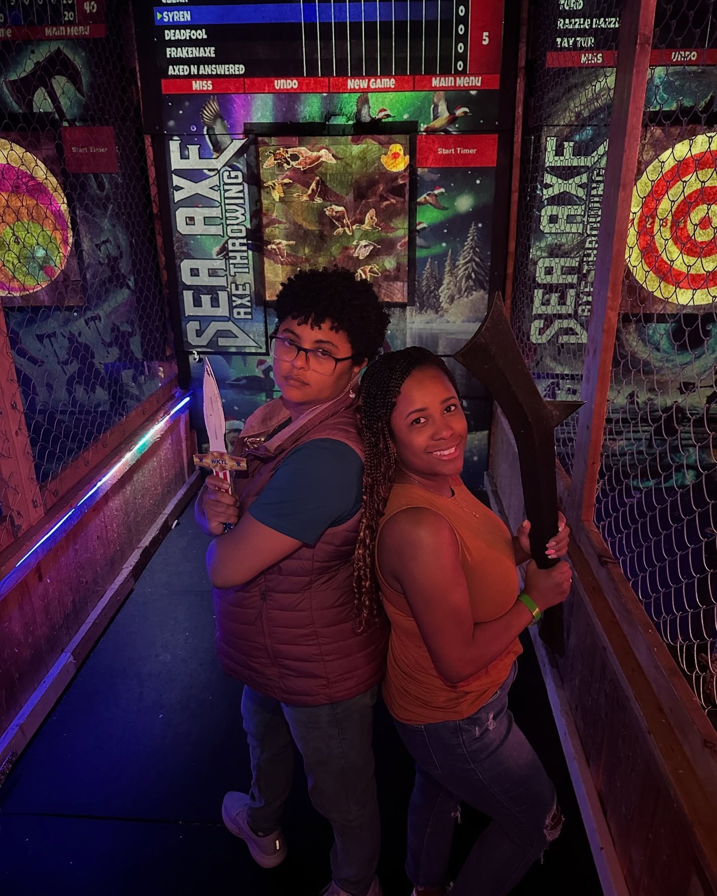 Axes speak louder than words 🪓 🗣️#axethrowing #weekend