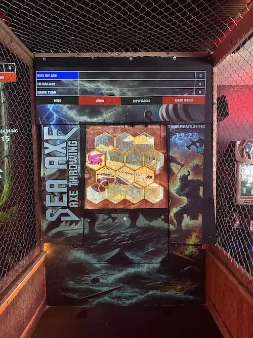 An axe throwing game called concentration