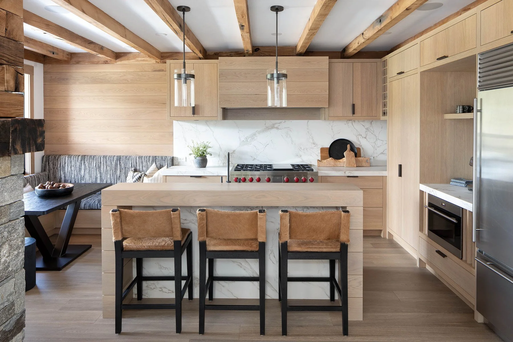 1-blackpoint-woodwork-whistler-10.jpg