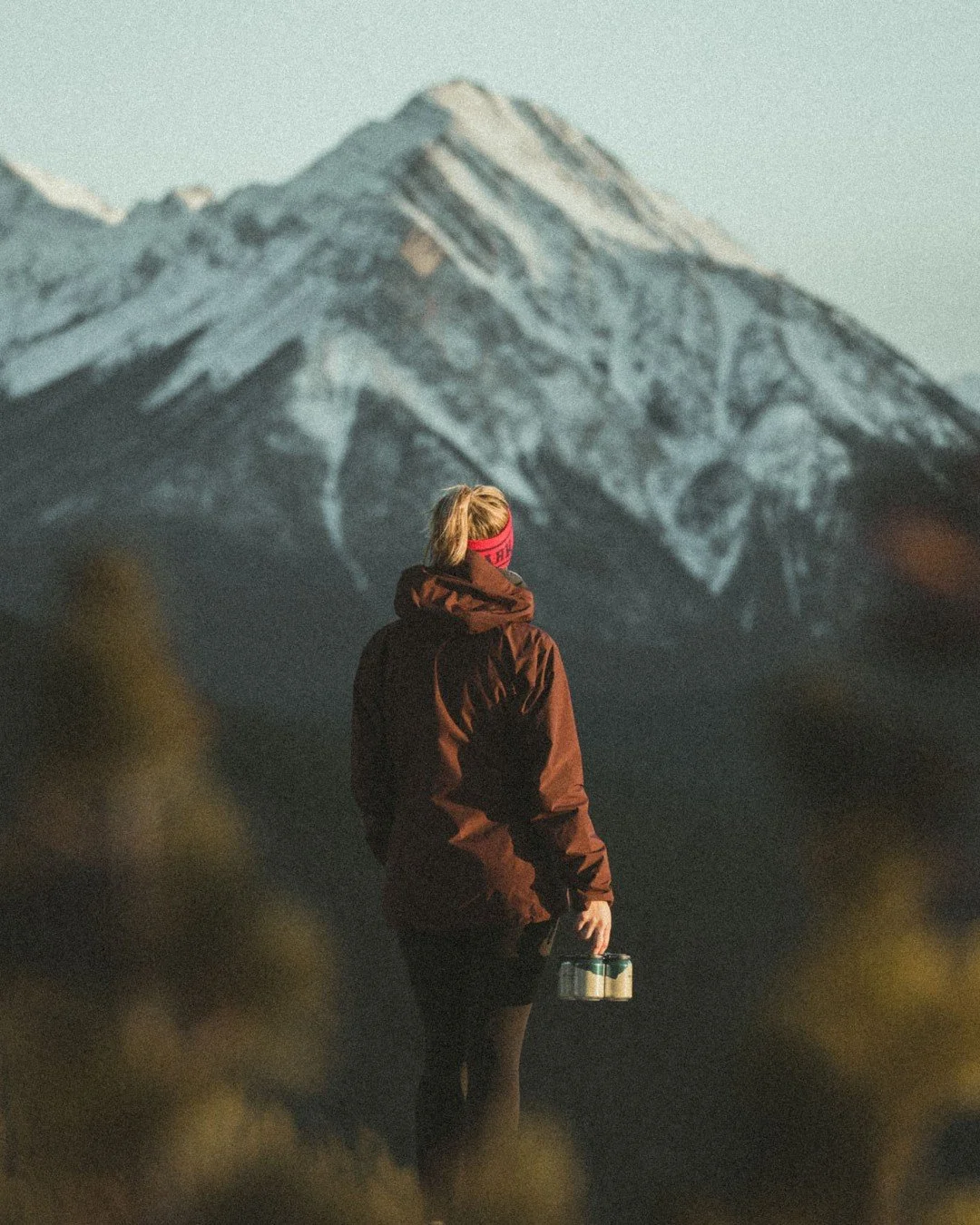 Spring hike with a coffee spike. ⁠
Listen, you don't always have to be rowdy with Joe. You can take a civilized hike with your fave can and know that they're here to help you take that next grueling step with a little more pep.