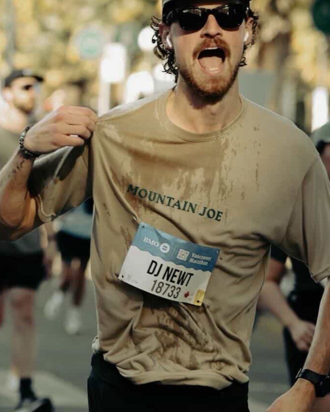 If you're running a marathon (like @gate_opener_31 ) and you wear Mountain Joe swag, you'll never run out of energy and you will win the race. 100% guaranteed.⁠
⚡️⚡️⚡️