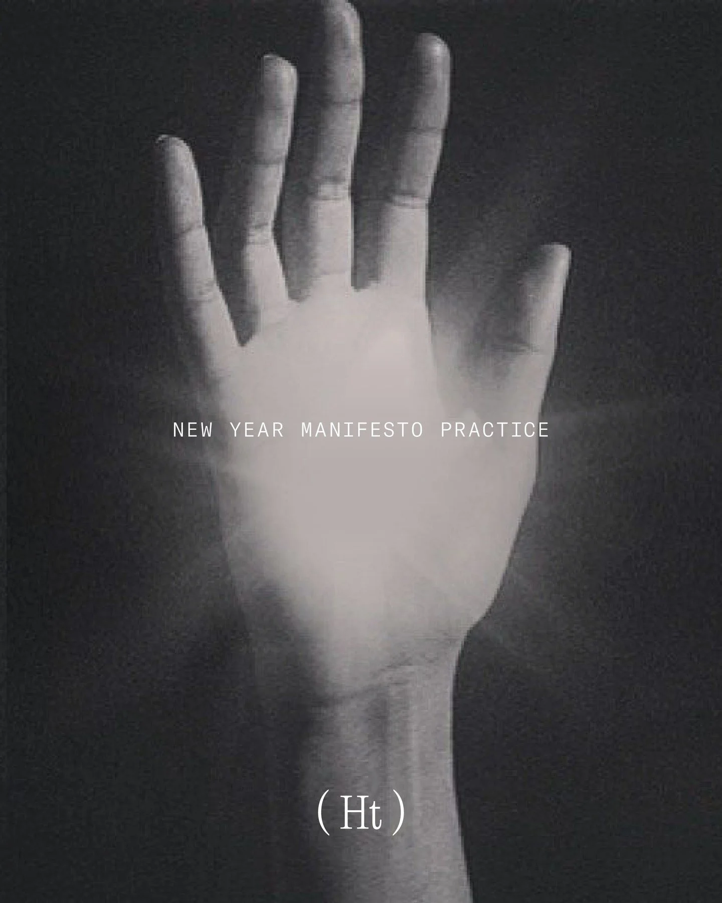 NEW YEAR MANIFESTO PRACTICE: Creating a New Year's manifesto is about returning and anchoring yourself before entering a new cycle. 

The intention is to consciously close the year with reflection, self-compassion, and clarity and to create a persona