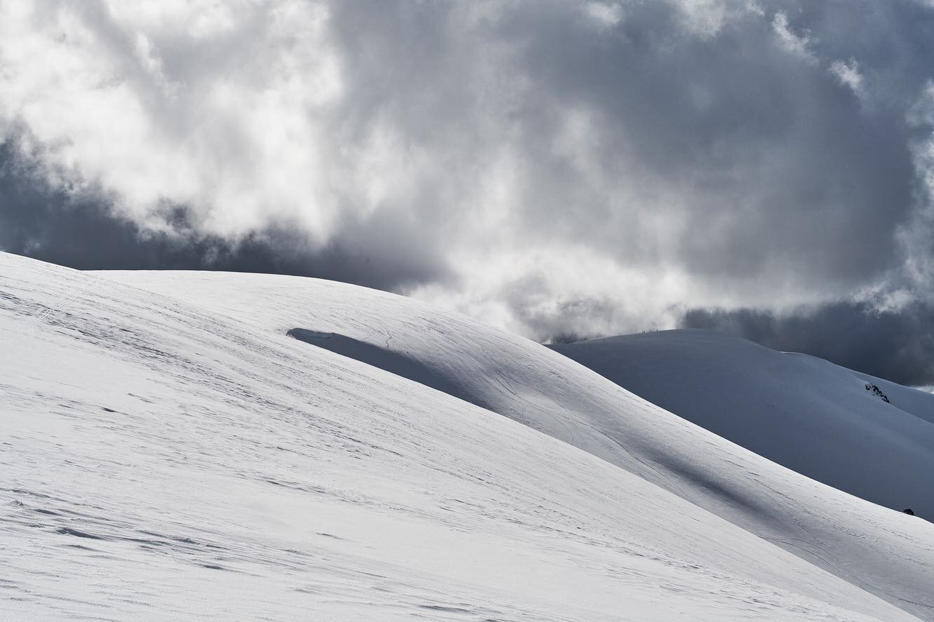 w i l d e r n e s s

Thanks again @greatwalksmag for the nods in the 2023 Wilderness Photographer of the Year. 

1. Lines - Mt.Bogong in winter
2. Paradise - Apollo Bay
3. Crystal - Cleve Cole Hut, Mt. Bogong