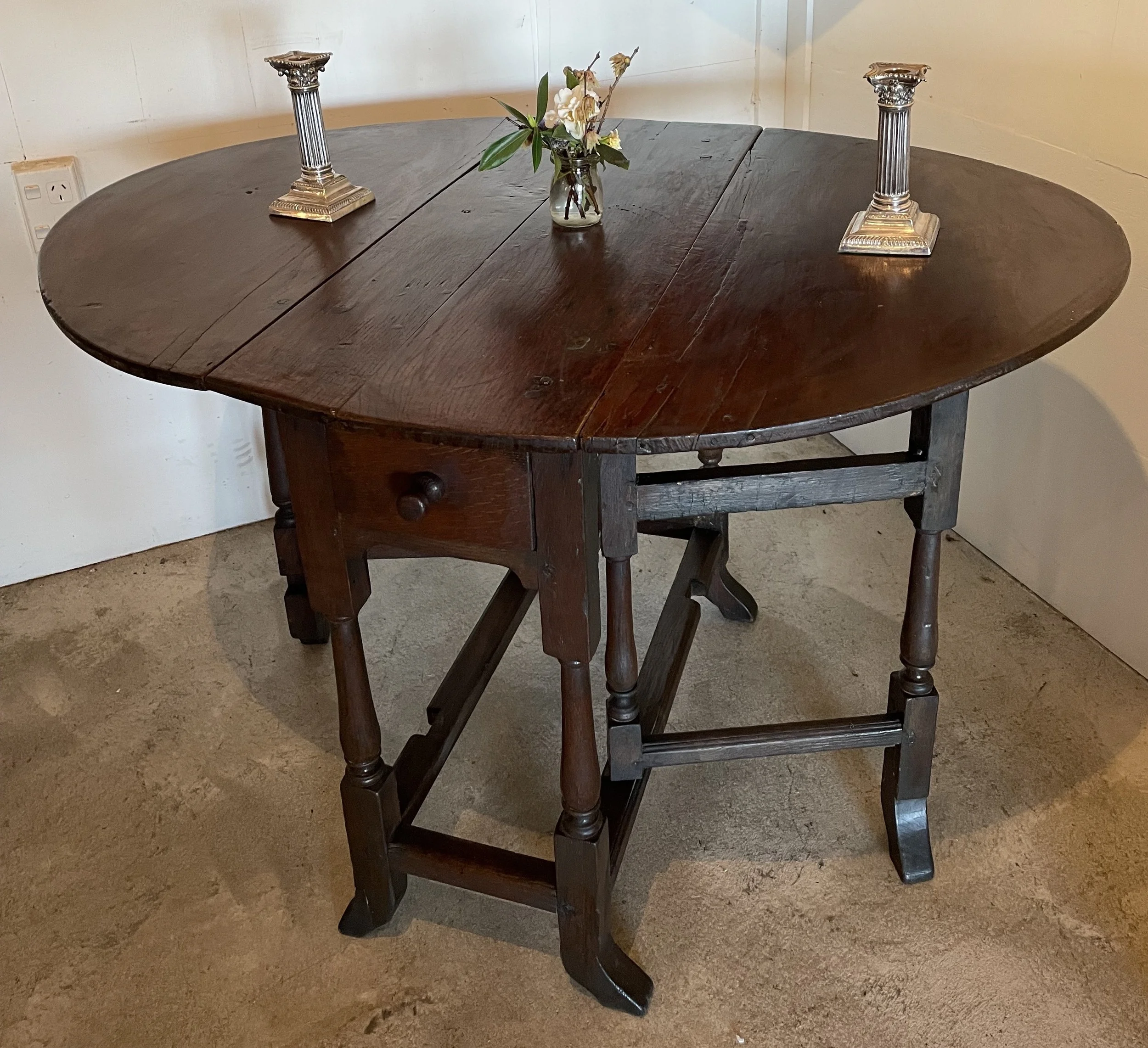 Gate Leg Table
