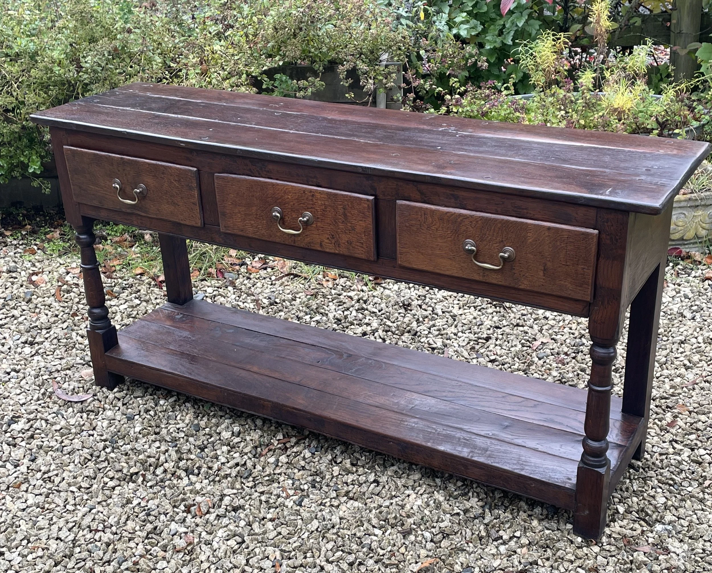 Georgian Dresser Base