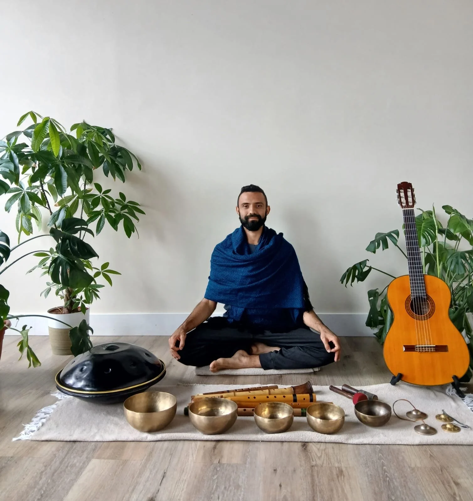 Sound Healing Experience with Gabriel Jiménez