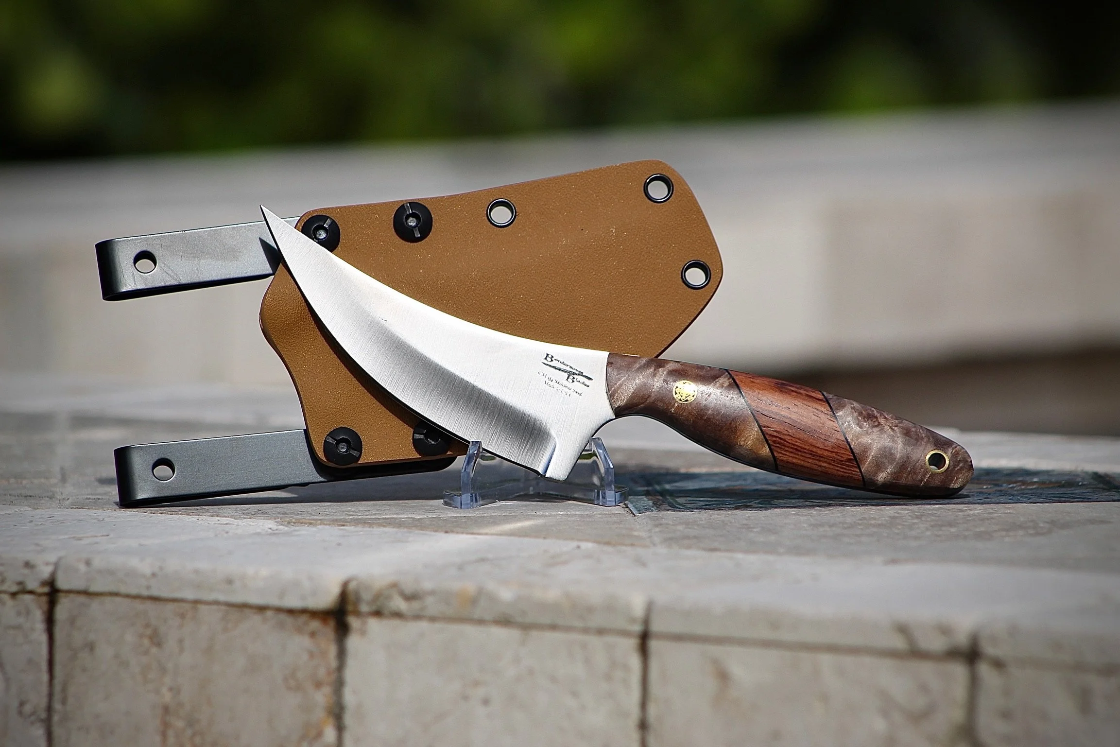 Neck Knife — BORDERTOWN BLADES