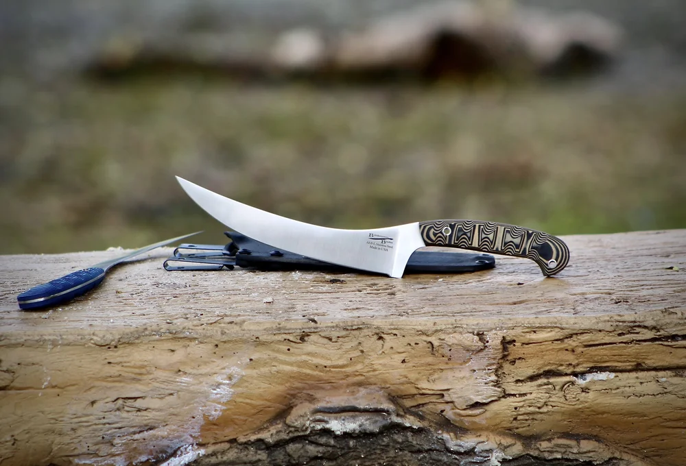 Storefront — BORDERTOWN BLADES