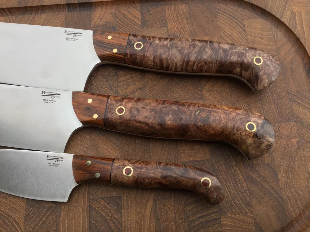 Storefront — BORDERTOWN BLADES