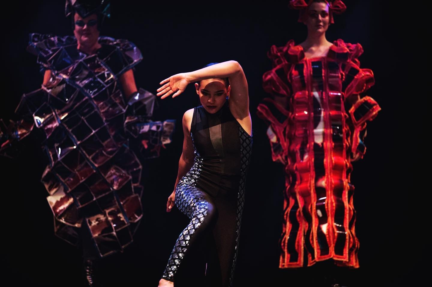 Wearable Art Mandurah 2022
Directed by Helen Duncan
Lighting design Rowan van Blomestein
Featured Garment, Margarete Palz &ndash; Multiple Stimuli of Synergy @mapalz 
International Award Winner
Photographer Stephen Heath
Full image and showcase credi