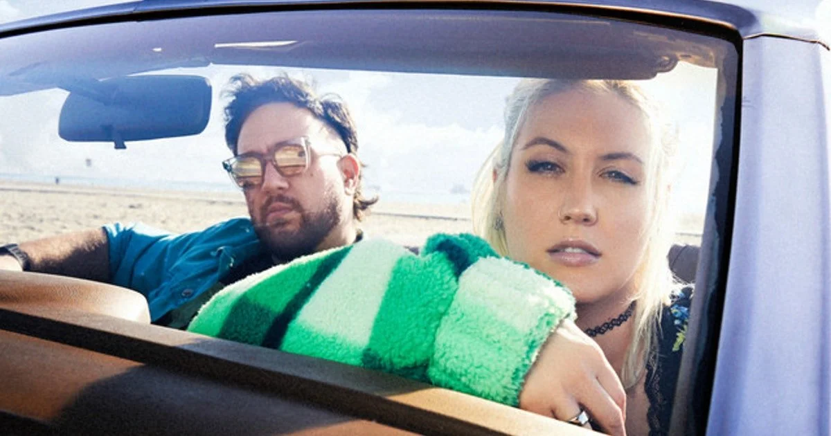 MUNNYCAT by Anna Azarov