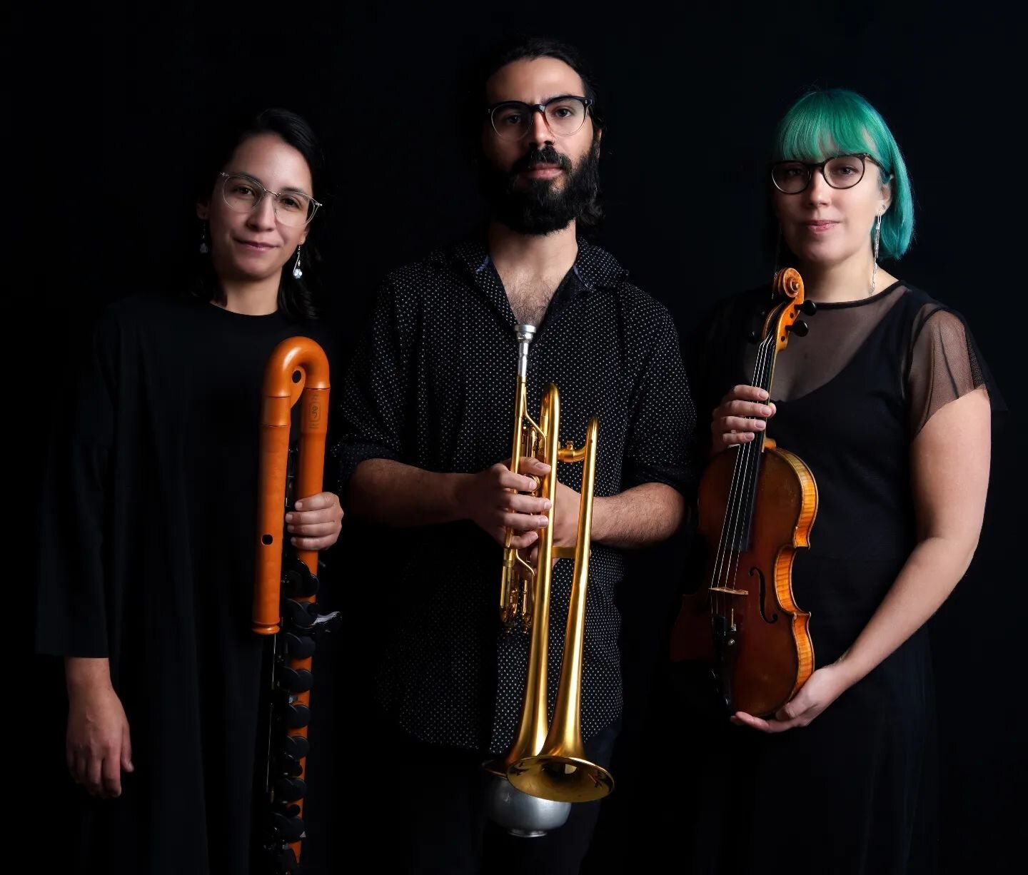 We are elated to present our concert program Tangible Mechanics this week in Mexico City. Music by Wilfrido Terrazas, @micaelamiau and each member of in^set: @teresa.ddcs @ilanawaniuk @daviduhgeela 
&bull;
&bull;
&bull;
#Flute #Violin #Trumpet #conte