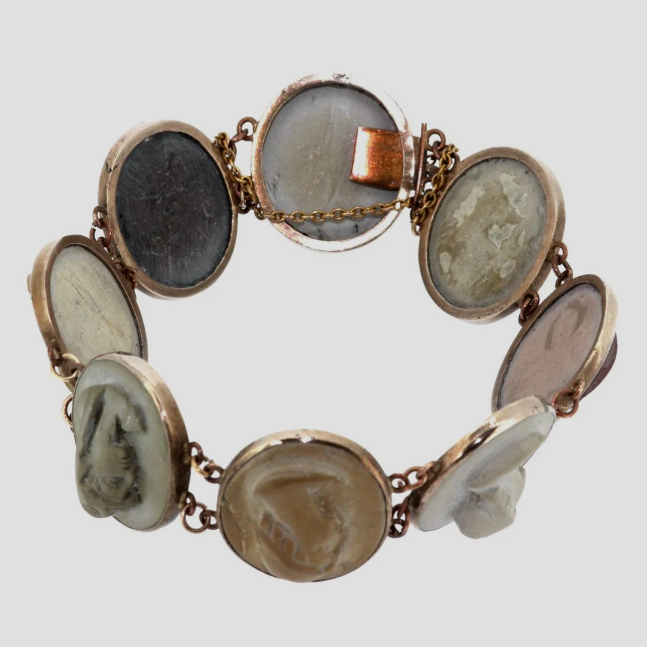 Italian-lava-cameo-bracelet-1920-antique-jewellery-www.saulgreenstein.co.uk3.png