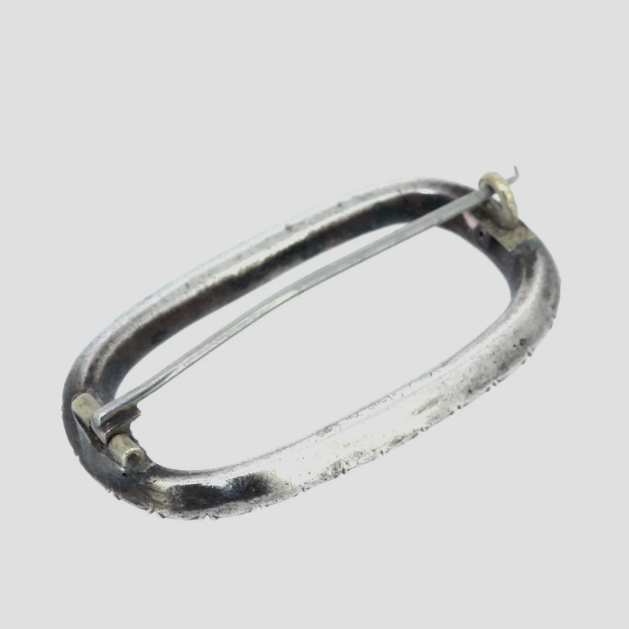 Georgian-garnet-silver-brooch-1760-antique-jewellery-www.saulgreenstein.co.uk2.png