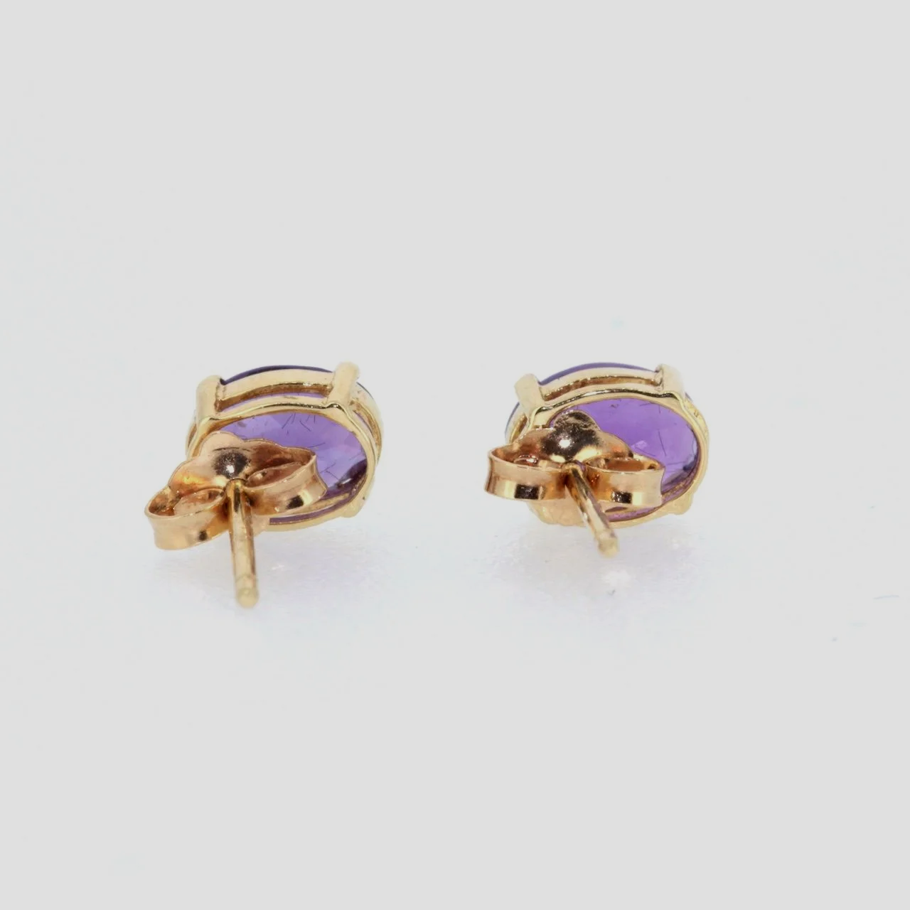 9ct-amethyst-oval-stud-earrings-jewellery-www.saulgreenstein.co.uk3.png
