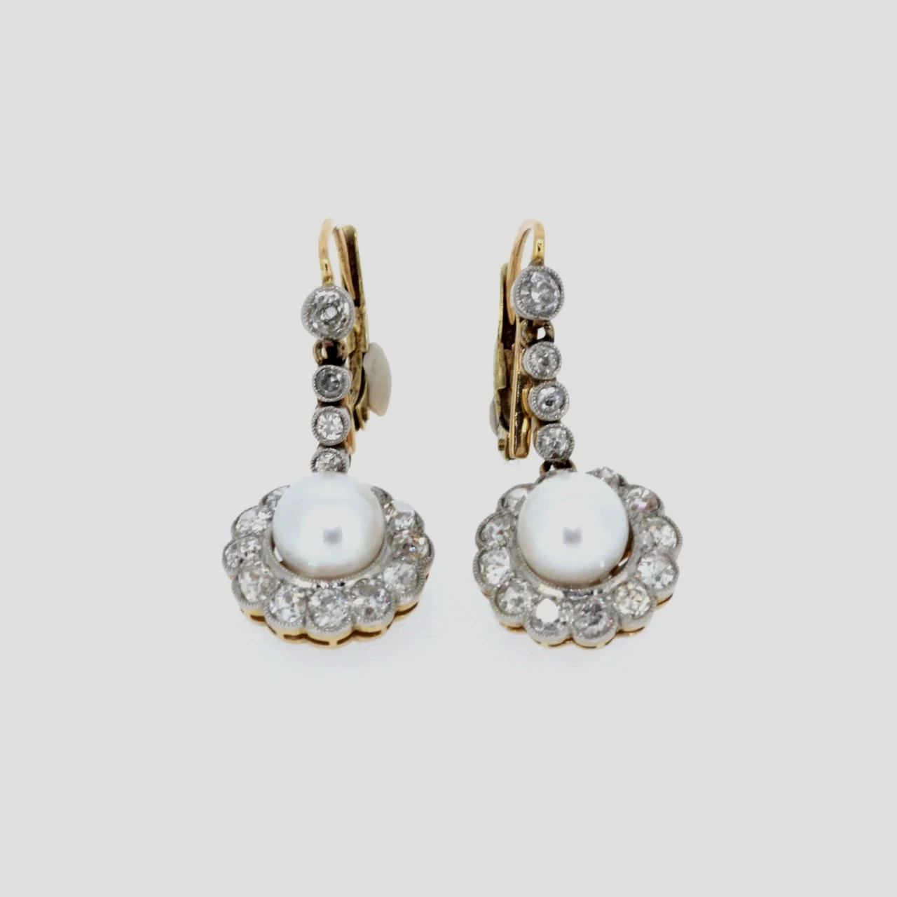 Pearl-oldcut-diamond-drop-earrings-18k-yellow-gold-platinum-jewellery-www.saulgreenstein.co.uk2.png