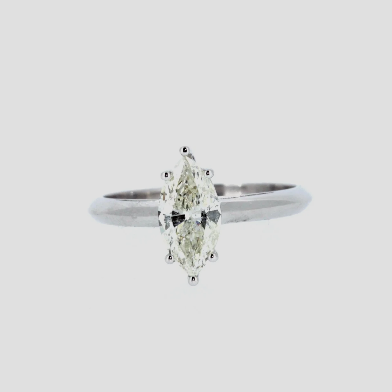 Marquis-cut-solitaire-diamond-ring-18k-white-gold-jewellery-www.saulgreenstein.co.uk1.png