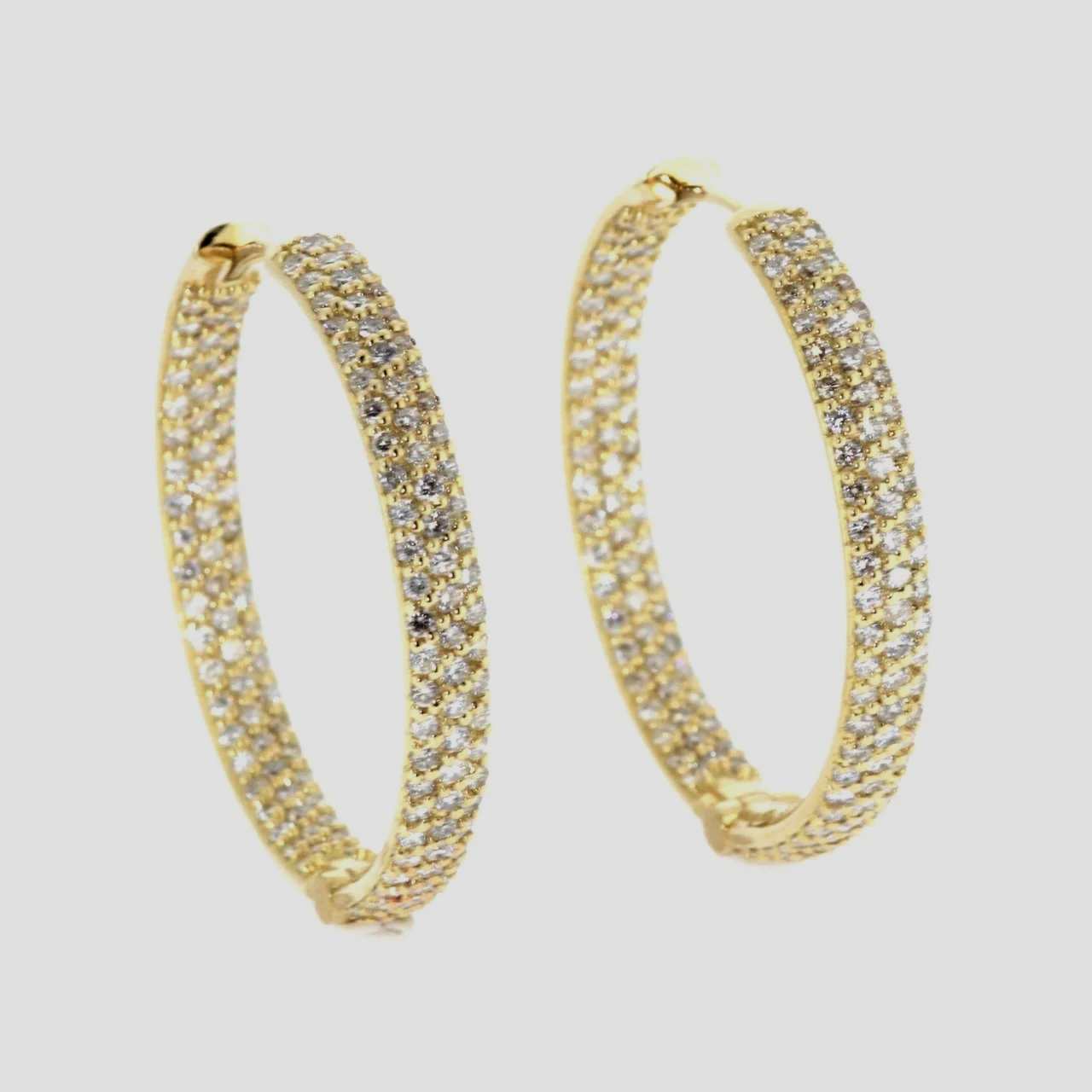 Diamond-hoop-eaerrings-18k-yellow-gold-jewellery-www.saulgreenstein.co.uk2.png