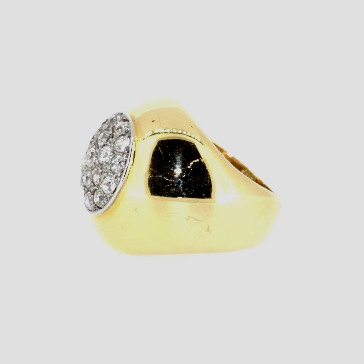 1.5ct-diamond-bombe-ring-18k-yellow-gold-jewellery-www.saulgreenstein.co.uk2.png
