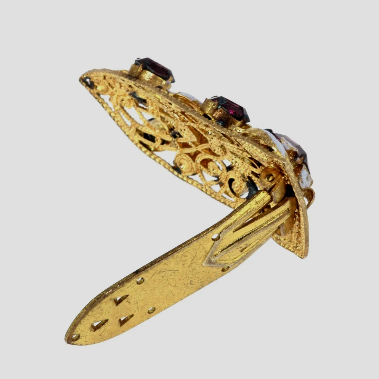Almandine-garnet-enamel-clip-1930-jewellery-www.saulgreenstein.co.uk4.png