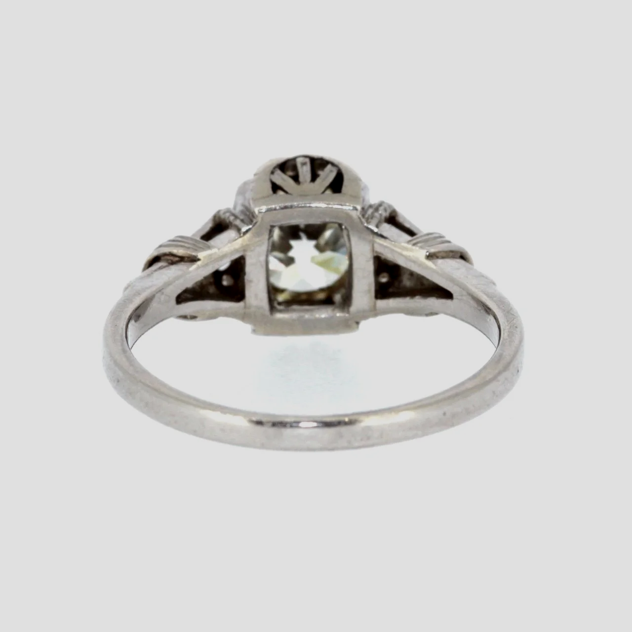 1.4carat-old-cut-solitaire-platinum-diamond-ring-jewellery-www.saulgreenstein.co.uk3.png