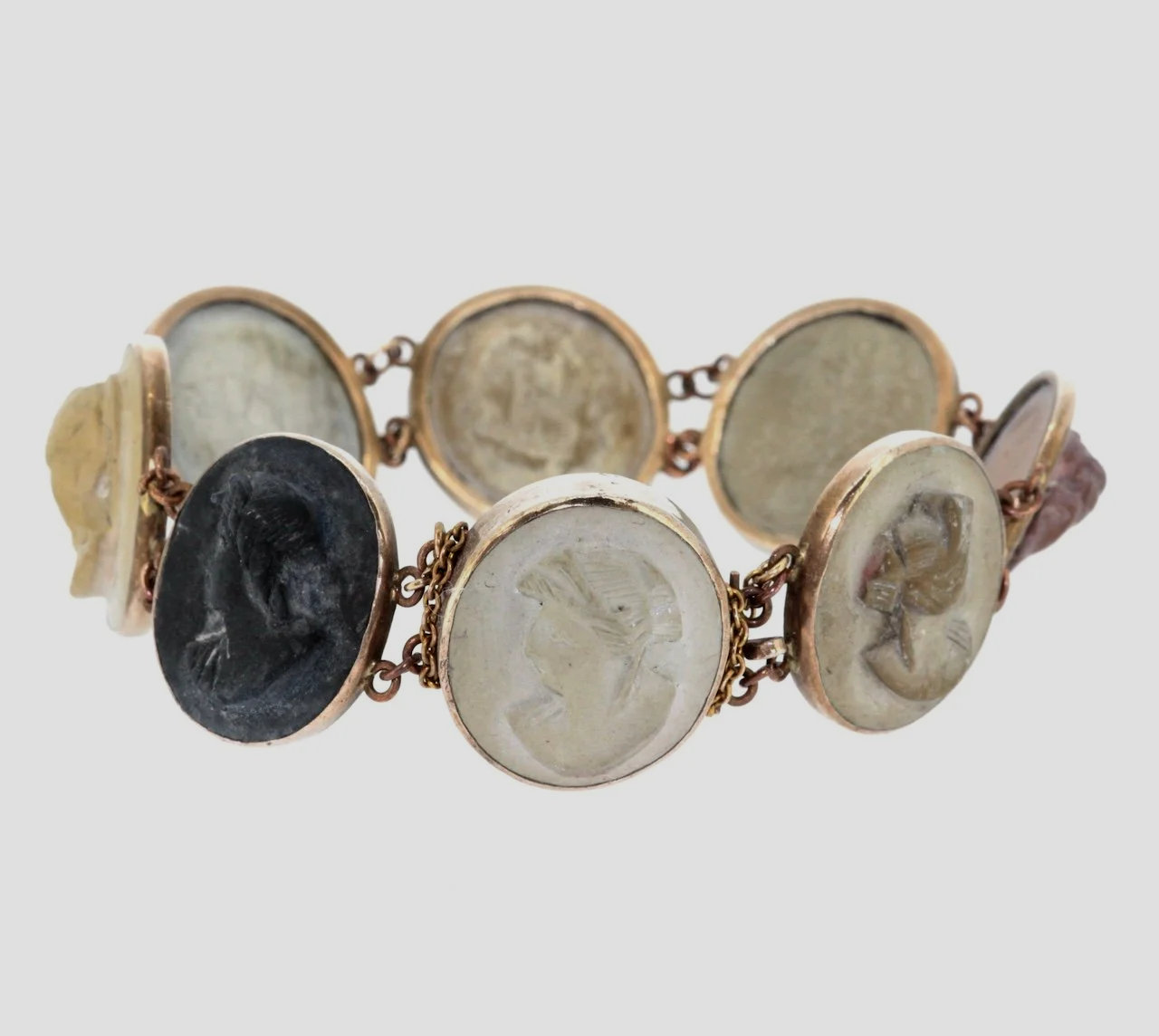 Italian-lava-cameo-bracelet-1920-antique-jewellery-www.saulgreenstein.co.uk2.png