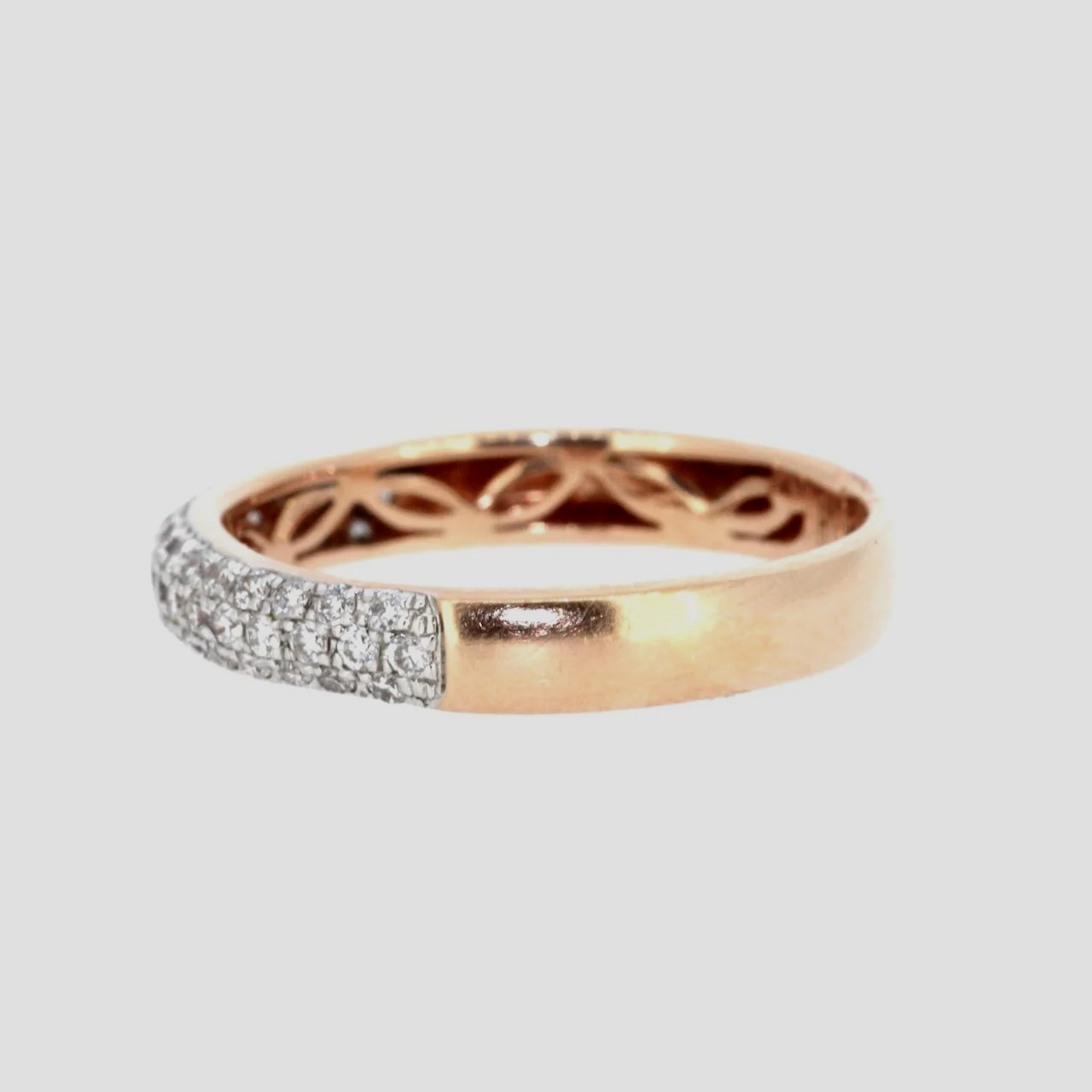 Pave-diamond-half-ternity-ring-14k-yellow-gold-jewellery-www.saulgreenstein.co.uk2.png