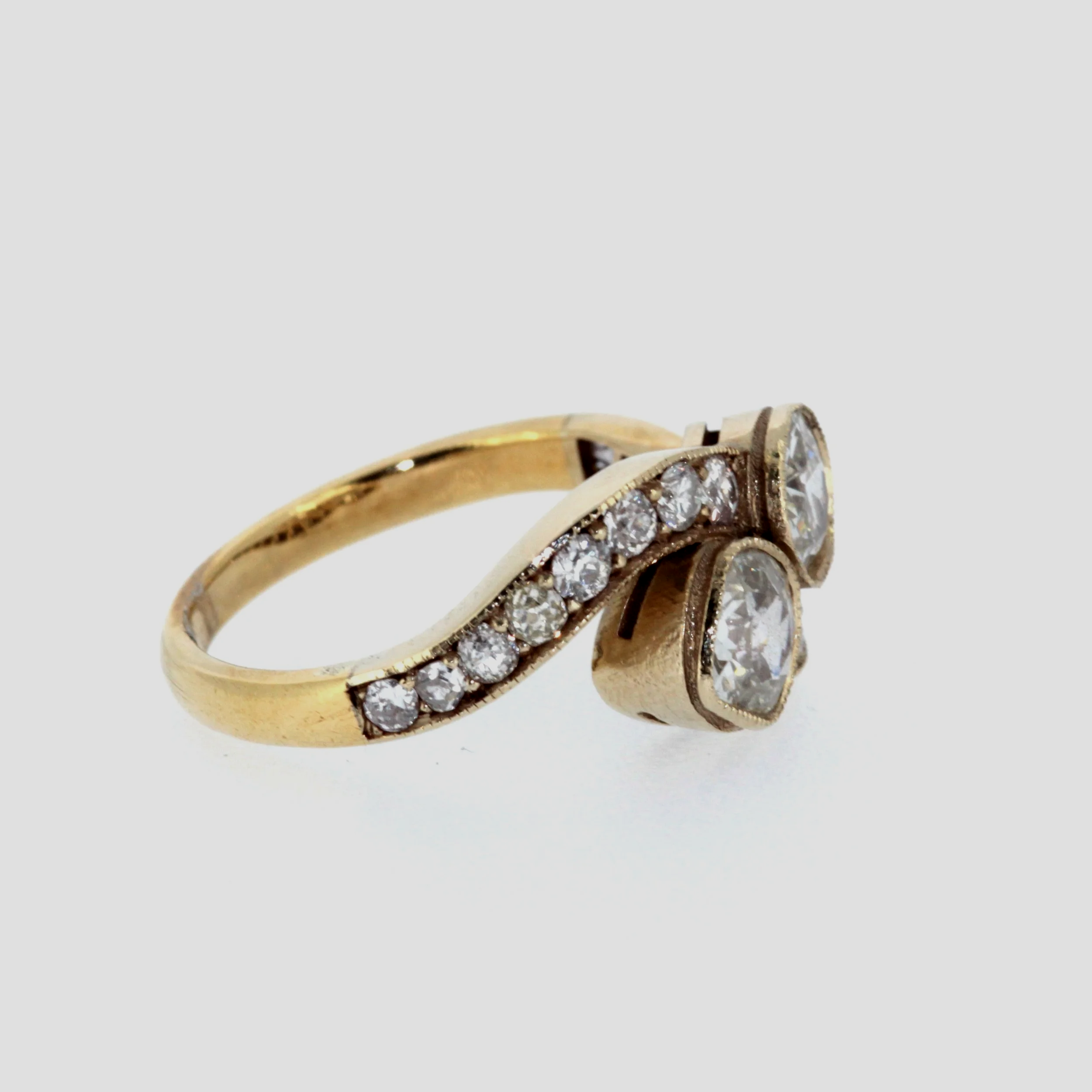 Old-cut-toi-et-moi-ring-engagement-ring-jewellery-www.saulgreenstein.co.uk2.png