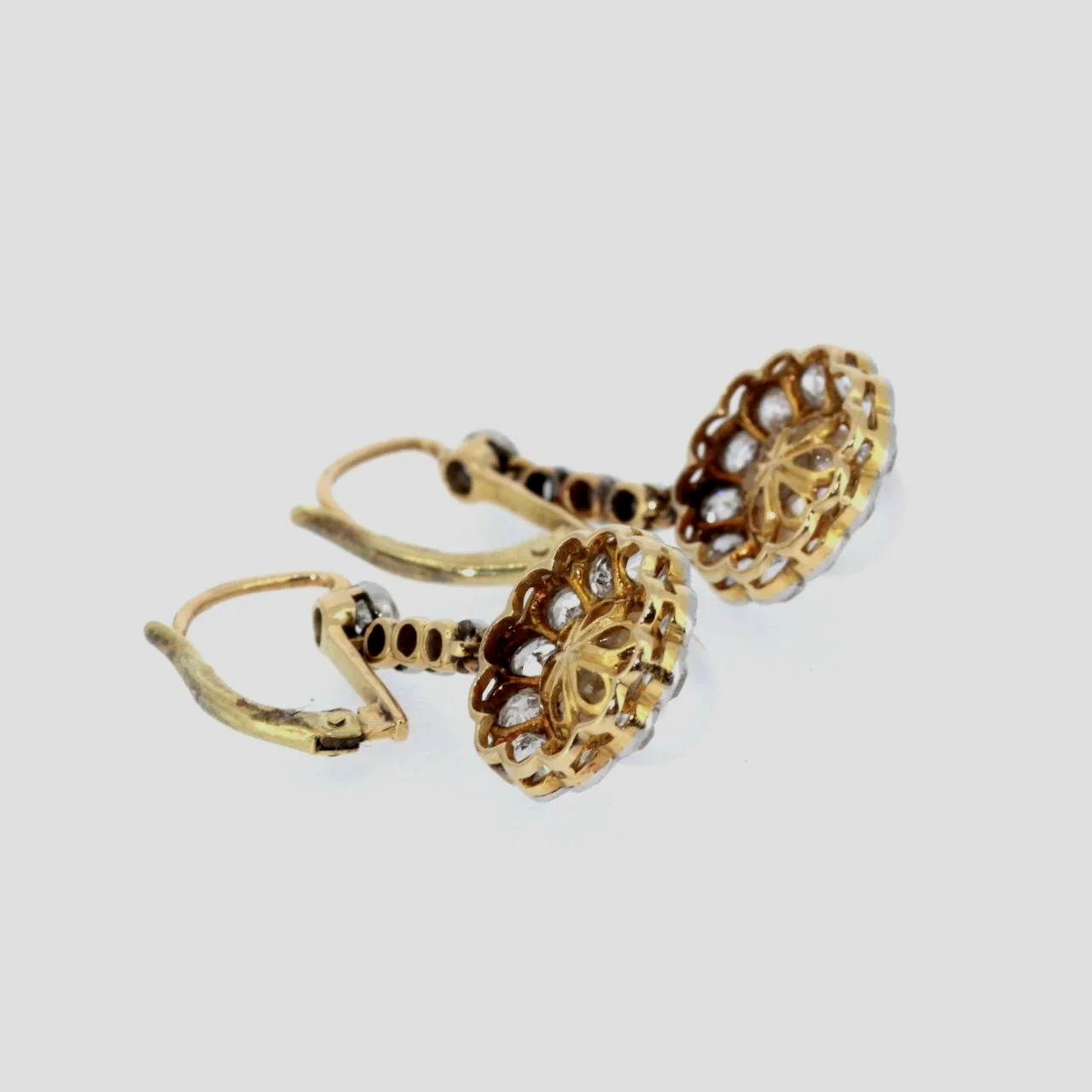 Pearl-oldcut-diamond-drop-earrings-18k-yellow-gold-platinum-jewellery-www.saulgreenstein.co.uk4.png