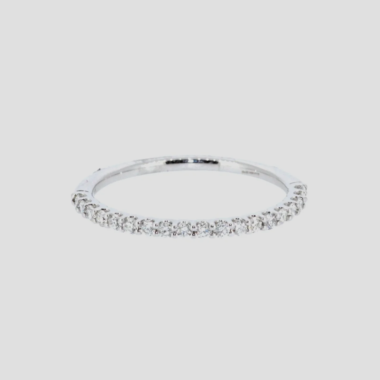 0.28ct-diamond-half-eternity-ring-18k-white-gold-www.saulgreenstein.co.uk1.png