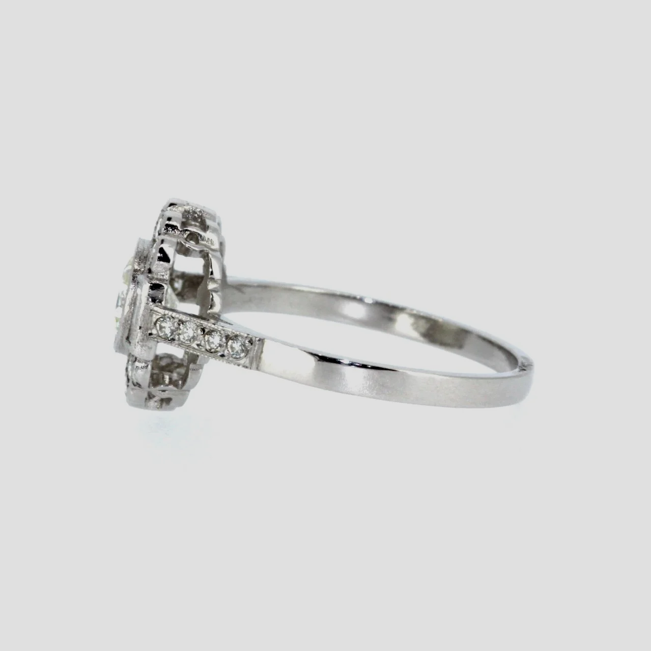 Art-deco-diamond-ring-platinum-jewellery-www.saulgreenstein.co.uk2.png