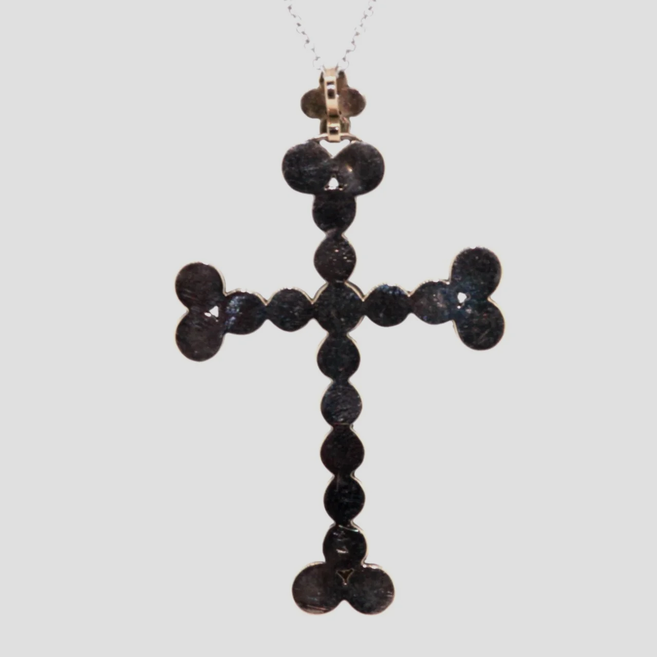 Gerogian-garent-cross-jewellery-www.saulgreenstein.co.uk2.png