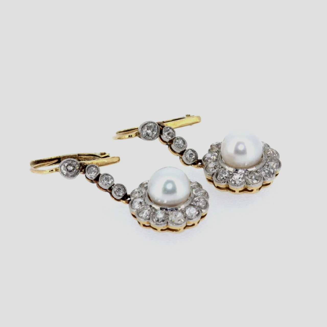 Pearl-oldcut-diamond-drop-earrings-18k-yellow-gold-platinum-jewellery-www.saulgreenstein.co.uk3.png