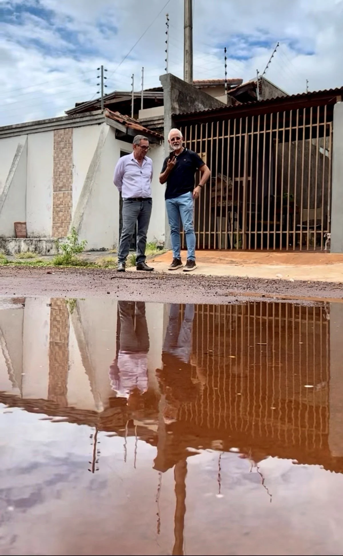 Atendendo moradores, Sergio Nogueira realiza visita técnica e reforça pedido antigo na Vila Rosa