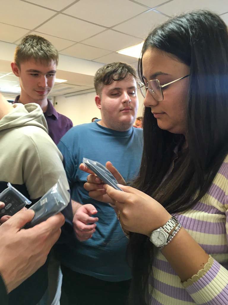 WhatsApp Image 2022-10-13 at 16.25.22.jpg